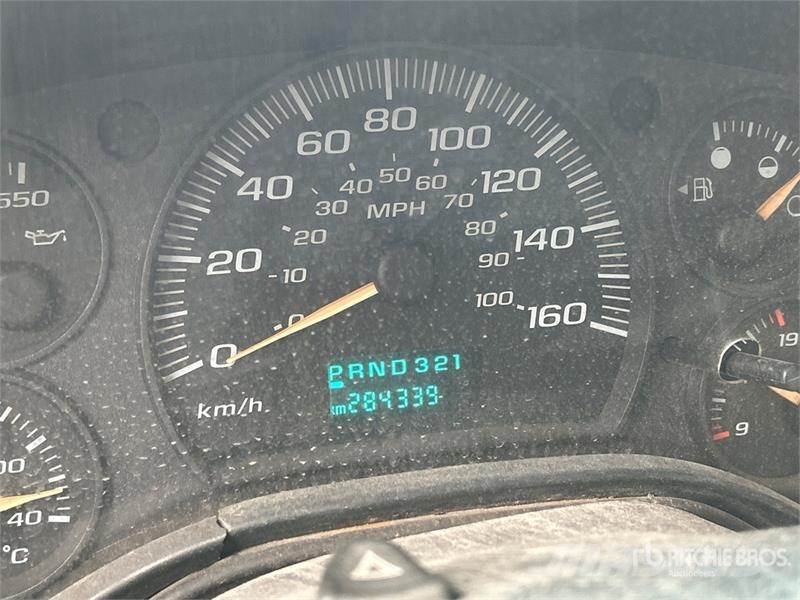 GMC Savana 3500 4x2 Van Truck Caminhões baú