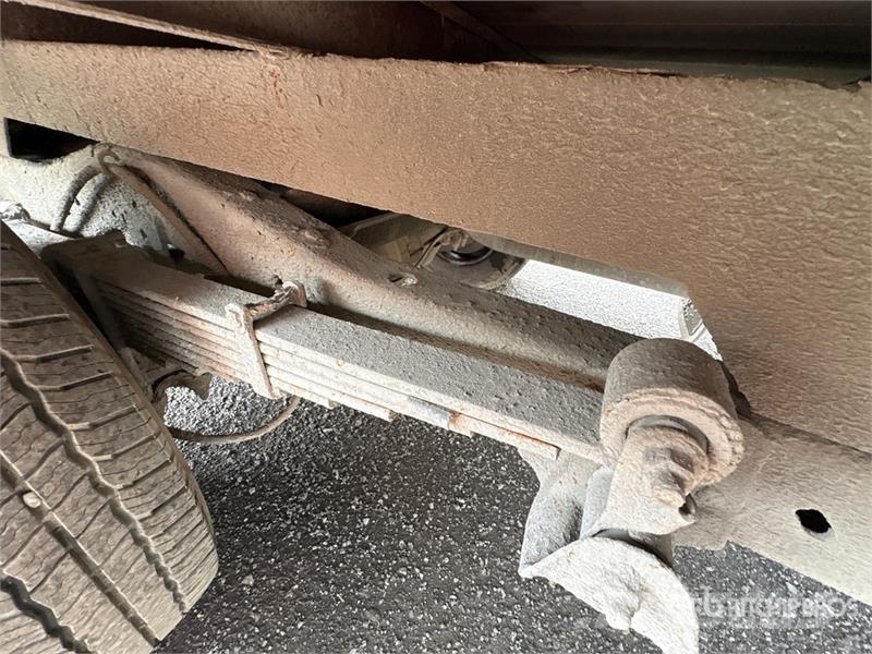 GMC Savana 3500 4x2 Van Truck ボックスボディー、ウイング、箱車