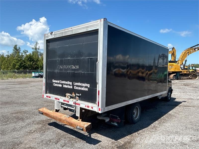GMC Savana 3500 4x2 Van Truck Van Body Trucks