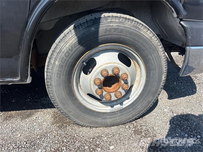 GMC Savana 3500 4x2 Van Truck Van Body Trucks