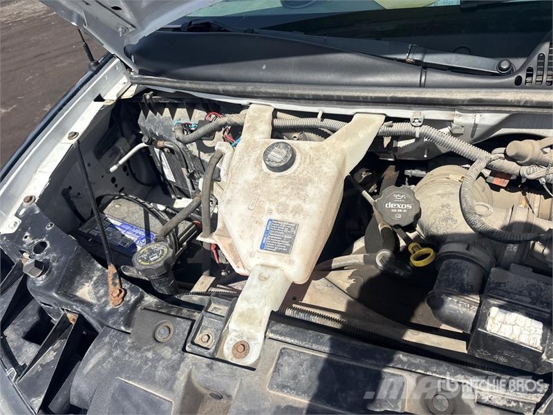 GMC Savana 3500 4x2 Van Truck ボックスボディー、ウイング、箱車
