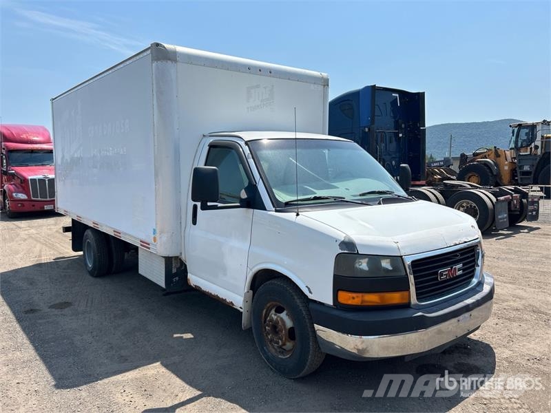 GMC Savana 3500 4x2 Van Truck (Inoperable) Caminhões baú