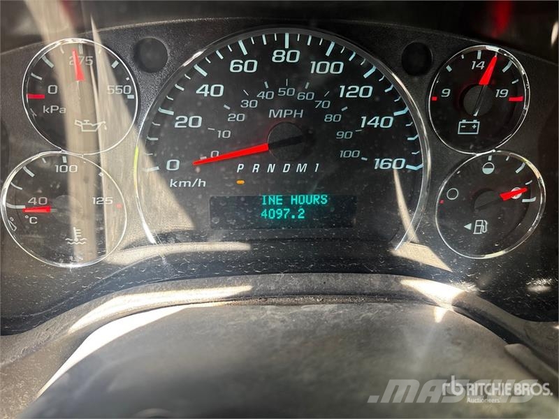 GMC Savana 3500 4x2 Van Truck Van Body Trucks