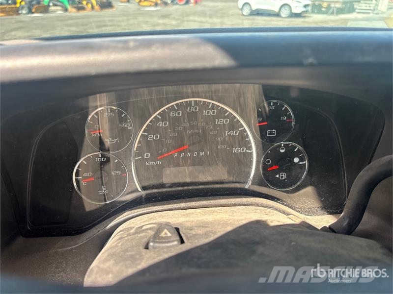 GMC Savana 3500 4x2 Van Truck ボックスボディー、ウイング、箱車