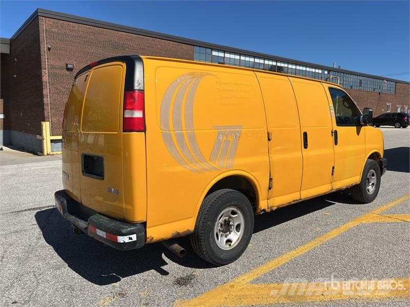 GMC Savana G2500 Cargo Van Dodávky