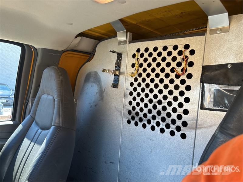 GMC Savana G2500 Cargo Van Dostavna vozila / kombiji