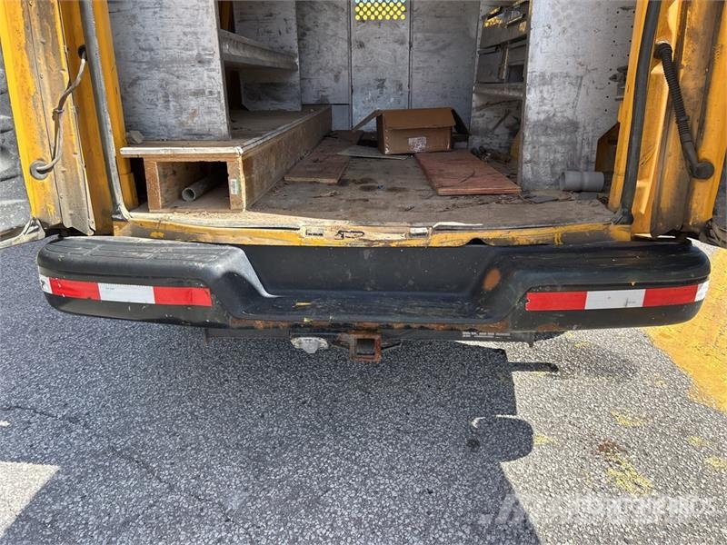 GMC Savana G2500 Cargo Van Dodávky