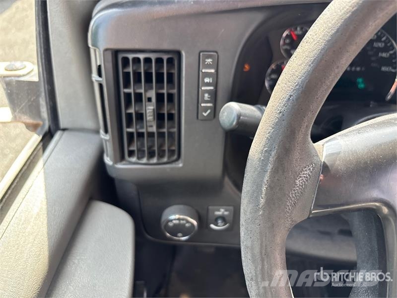 GMC Savana G3500 حافلة صغيرة
