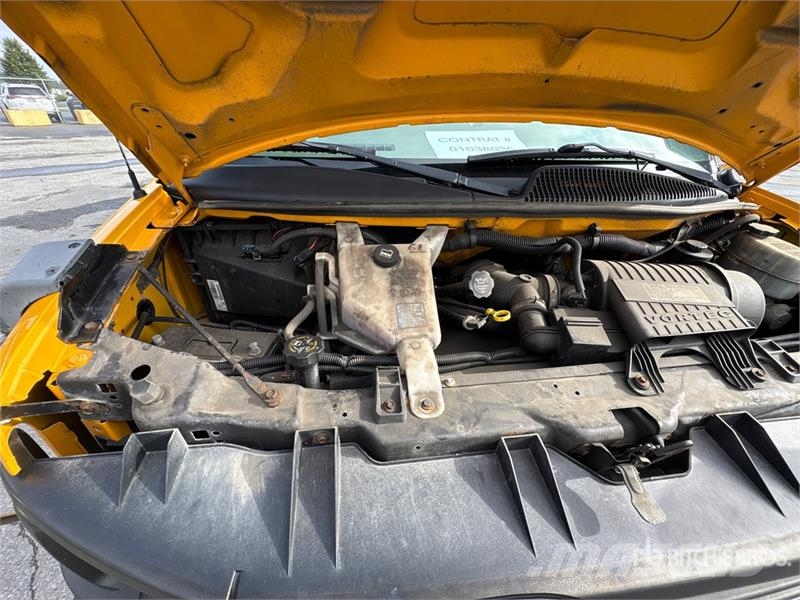 GMC Savana G3500 حافلة صغيرة