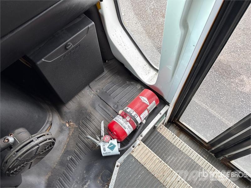 GMC Savana G3500 حافلة صغيرة
