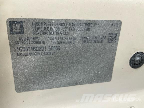 GMC Savana G3500 4x2 Cube Van Truck Sunkvežimiai su dengtu kėbulu