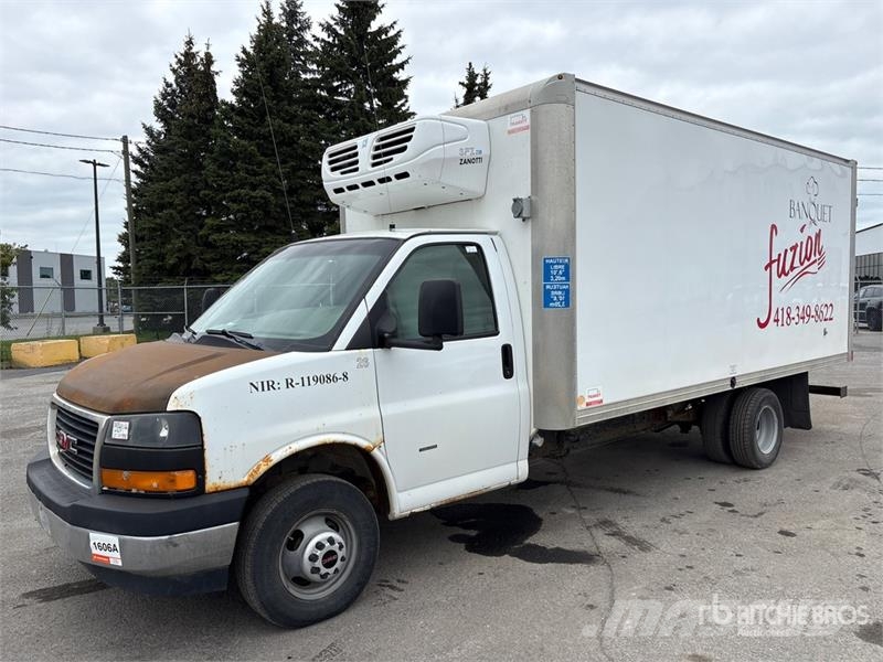 GMC Savana G3500 4x2 Refrigerated Truck Temperature controlled trucks