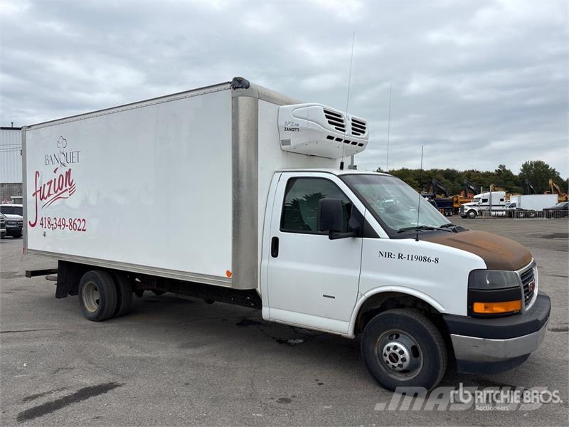 GMC Savana G3500 4x2 Refrigerated Truck Temperature controlled trucks