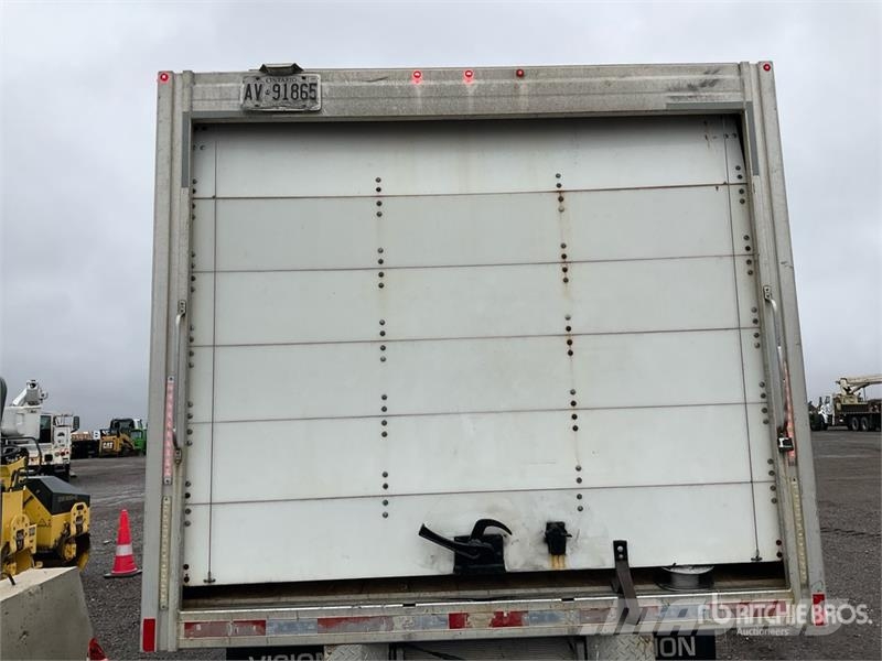 GMC Savana G3500 4x2 Van Truck 厢式货车