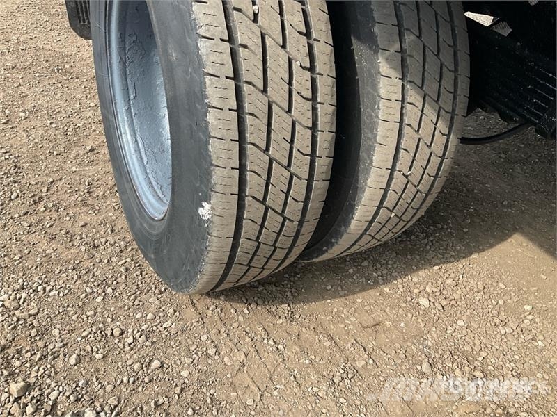 GMC Savana G3500 4x2 Van Truck ボックスボディー、ウイング、箱車