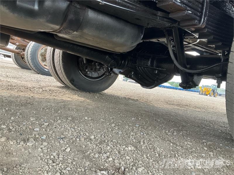 GMC Savana G3500 4x2 Van Truck ボックスボディー、ウイング、箱車