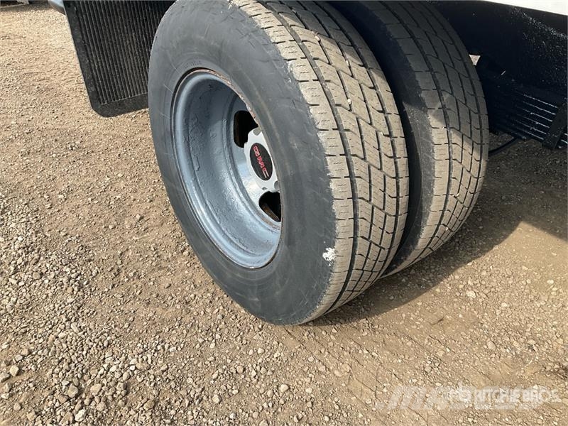 GMC Savana G3500 4x2 Van Truck ボックスボディー、ウイング、箱車