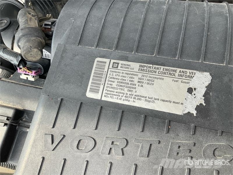 GMC Savana G3500 4x2 Van Truck ボックスボディー、ウイング、箱車