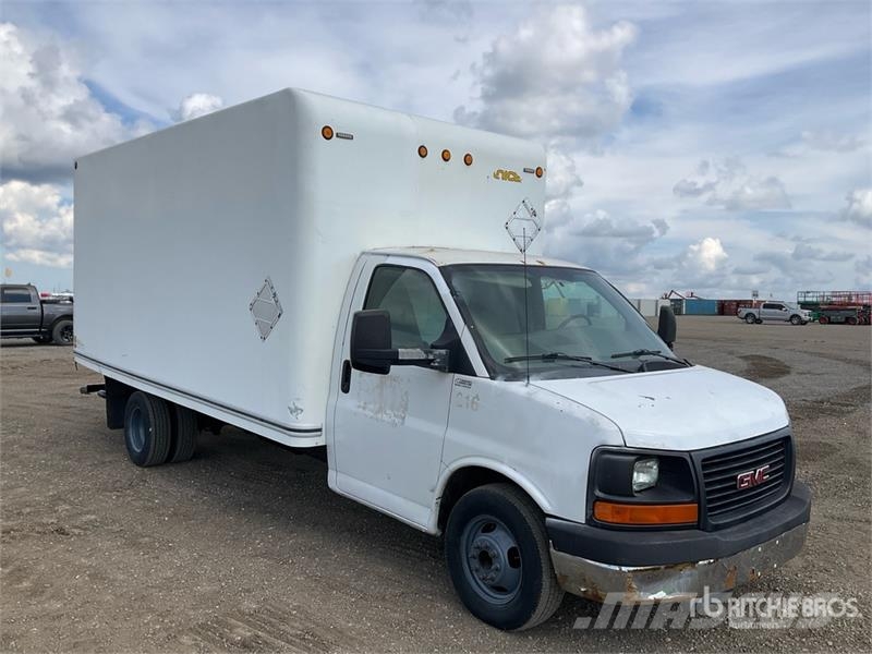 GMC Savana G3500 4x2 Van Truck ボックスボディー、ウイング、箱車