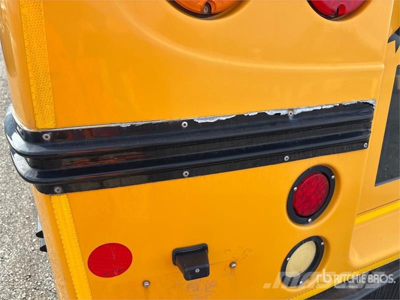 GMC Savana G4500 4x2 36-Seat School Bus Mikroautobusai