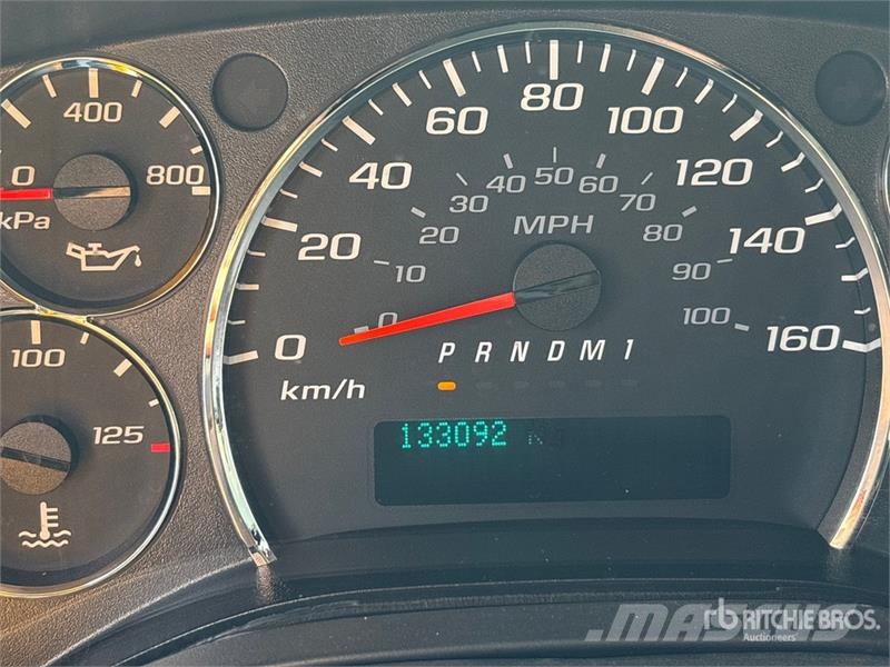 GMC Savana G4500 4x2 31-Seat School Bus Mikroautobusai