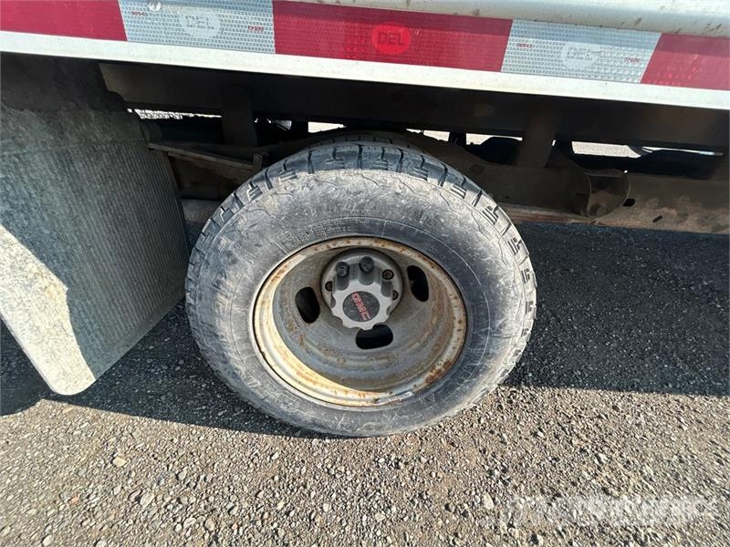 GMC Savana G4500 4x2 Van Truck Box trucks