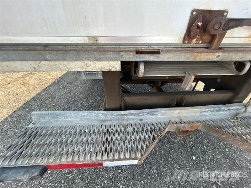 GMC Savana G4500 4x2 Van Truck Box trucks