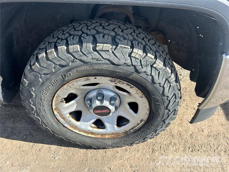 GMC Sierra 1500 Inne