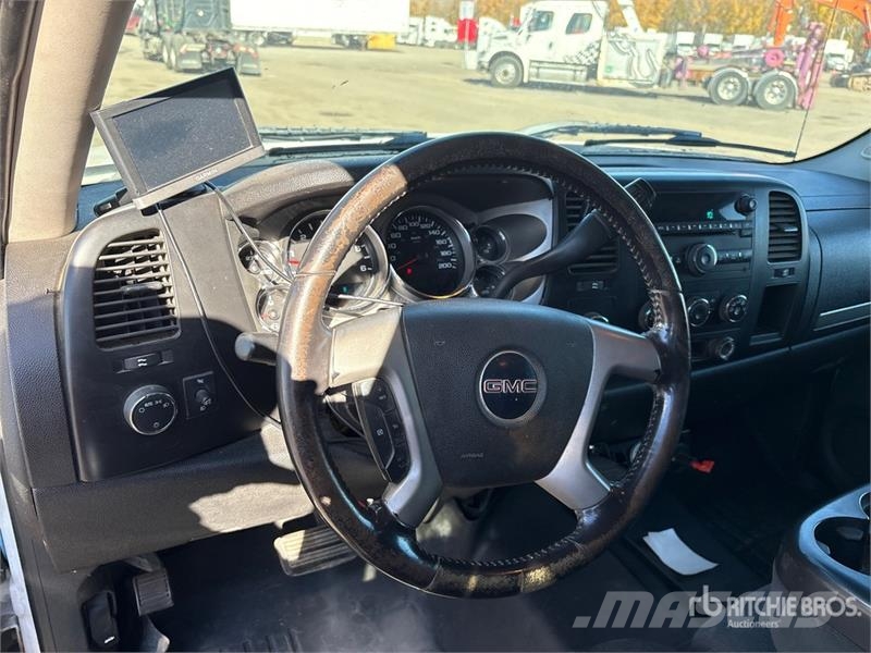 GMC Sierra 1500 Inne