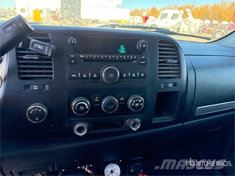 GMC Sierra 1500 Inne