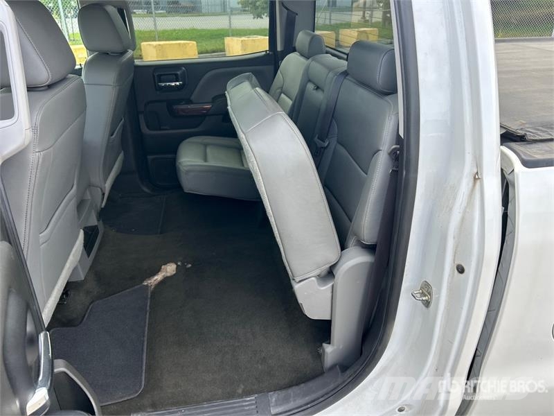 GMC Sierra 1500 Muu