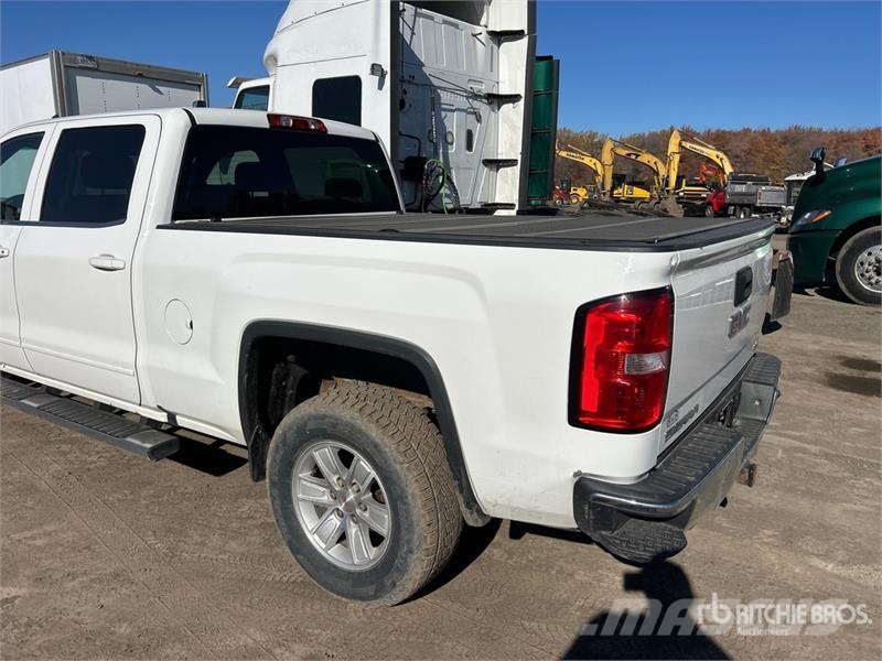 GMC Sierra 1500 Muu