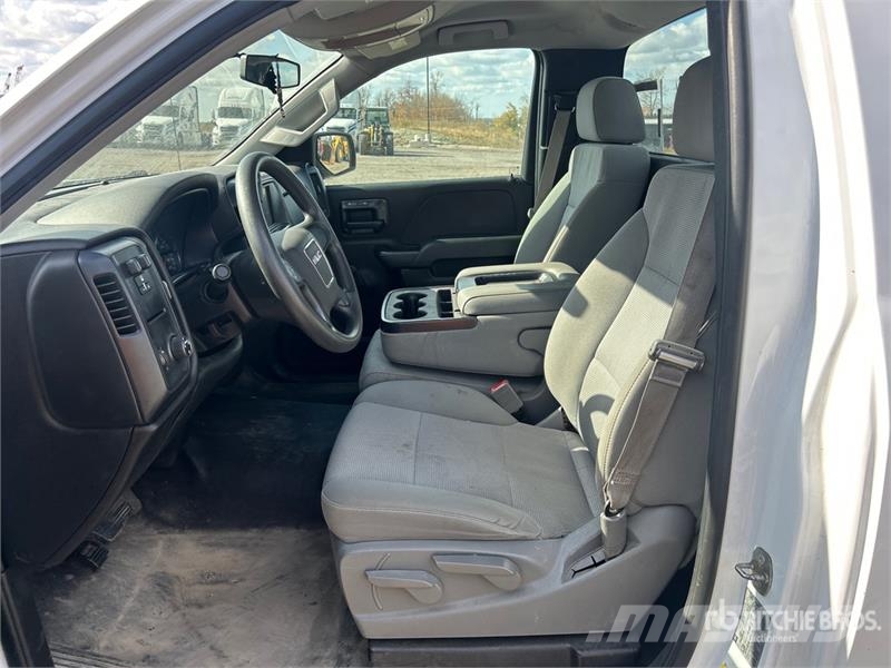 GMC Sierra 1500 Inne