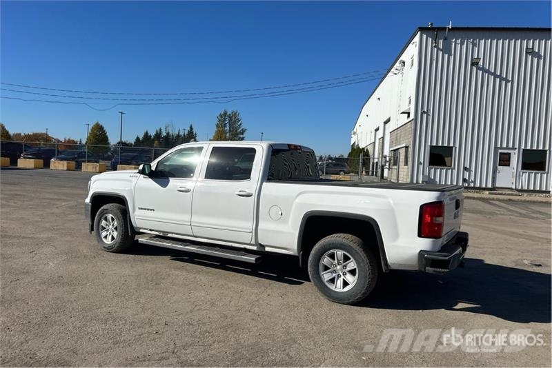 GMC Sierra 1500 Muu