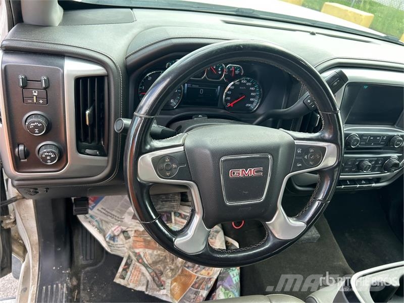 GMC Sierra 1500 Muu