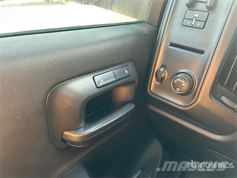 GMC Sierra 1500 Inne