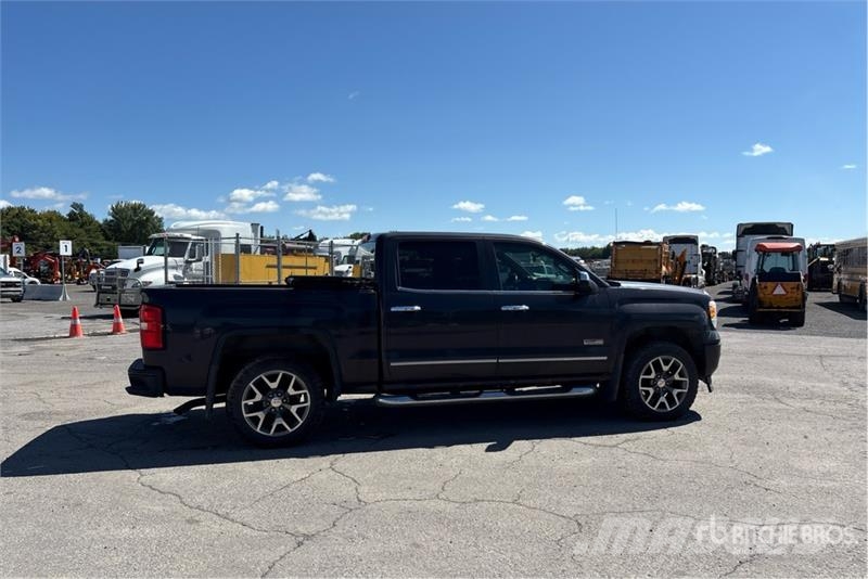 GMC Sierra 1500 Iné