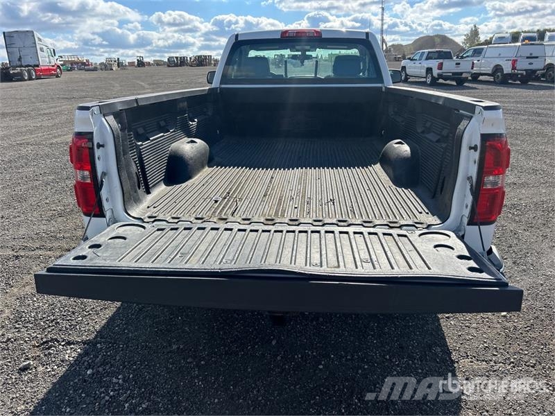 GMC Sierra 1500 Inne