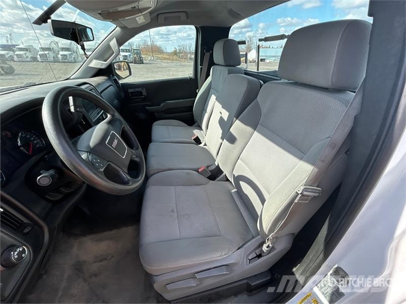 GMC Sierra 1500 Inne