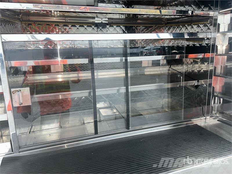 GMC Sierra 1500 4x2 Food Concession Truck (Inoperable) Ostali kamioni