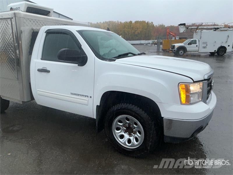 GMC Sierra 1500 4x2 Food Concession Truck (Inoperable) Ostali kamioni