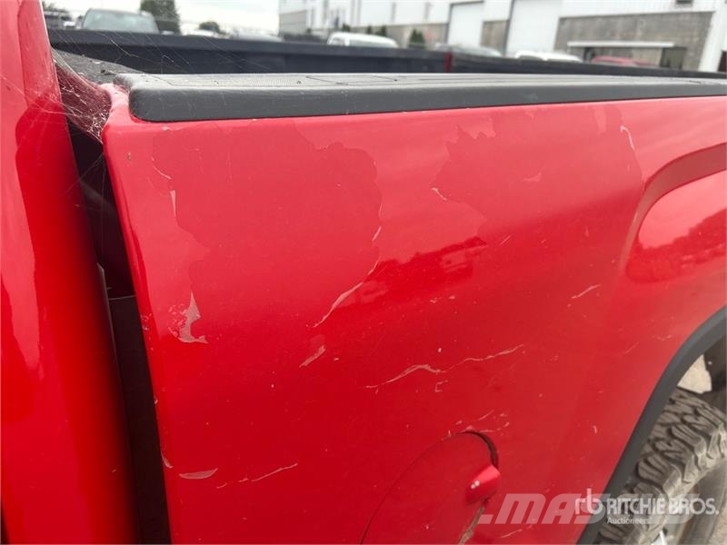 GMC Sierra 2500 Прочие фургоны