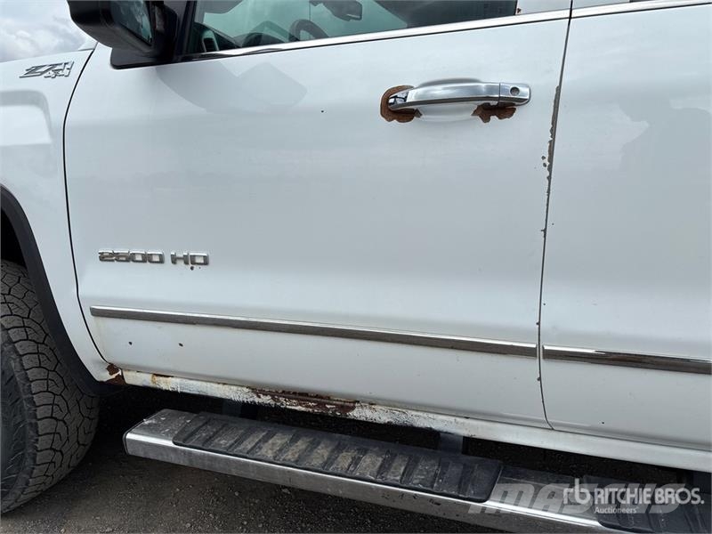 GMC Sierra 2500 其他