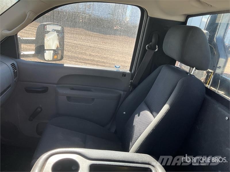 GMC Sierra 2500 其他