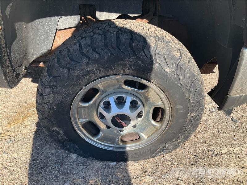 GMC Sierra 2500 其他
