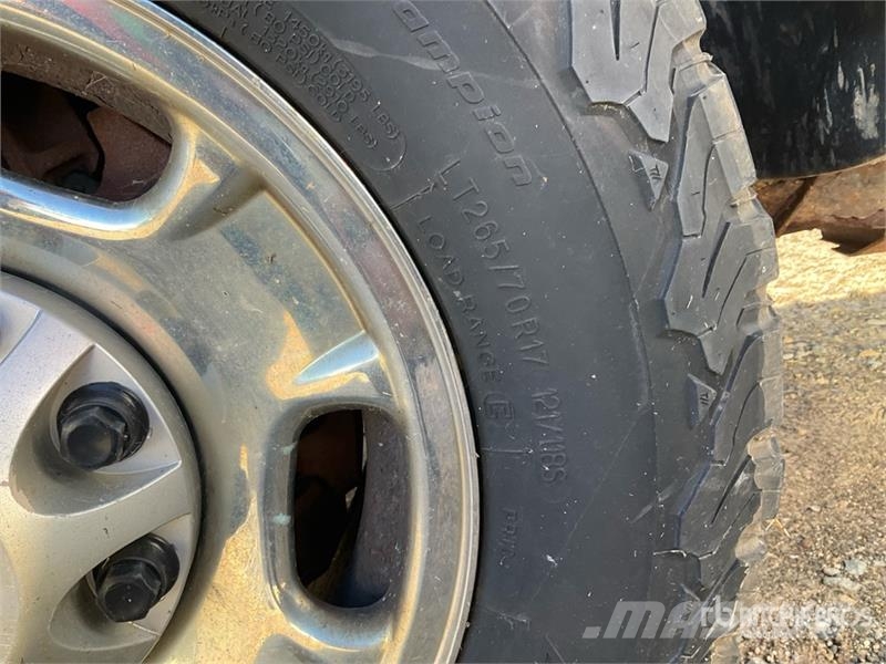 GMC Sierra 2500 其他