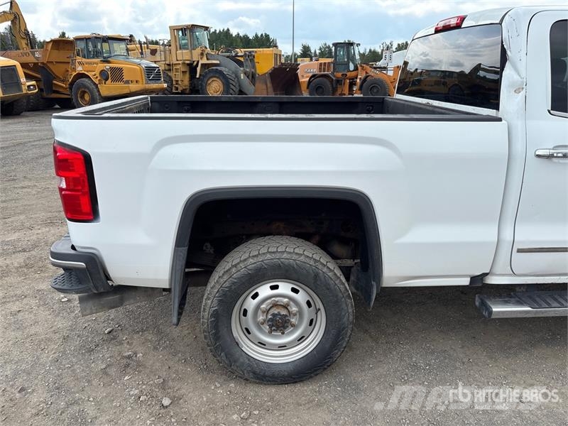 GMC Sierra 2500 其他