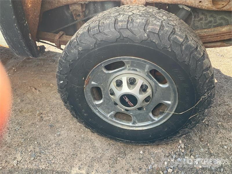 GMC Sierra 2500 其他