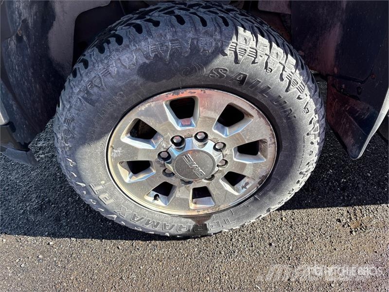 GMC Sierra 2500 Ostalo