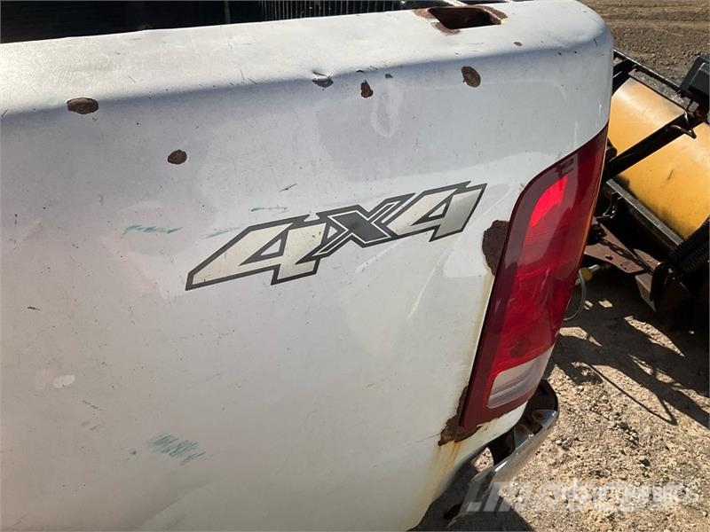 GMC Sierra 2500 其他